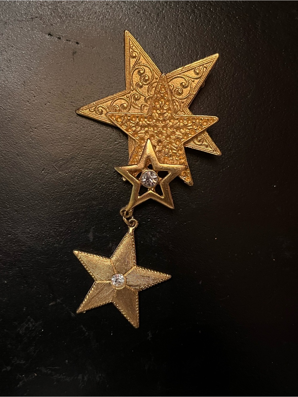 Vintage Gold Star Dangle Brooch with Rhinestones